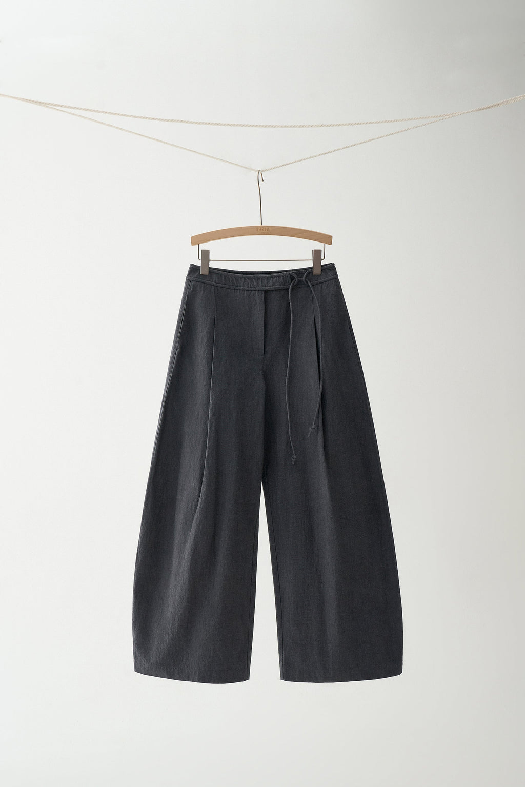 COTTON-LINEN BELTED PANTS